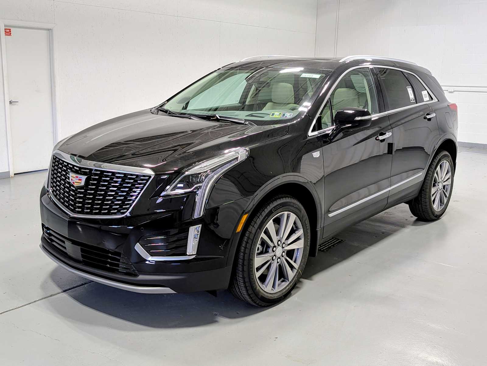 2025 Cadillac XT5 Premium Luxury's photo