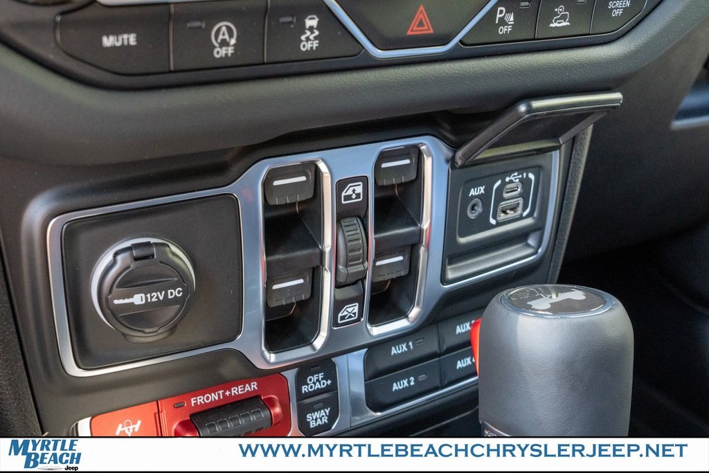 2025 Jeep Wrangler Rubicon X photo 22