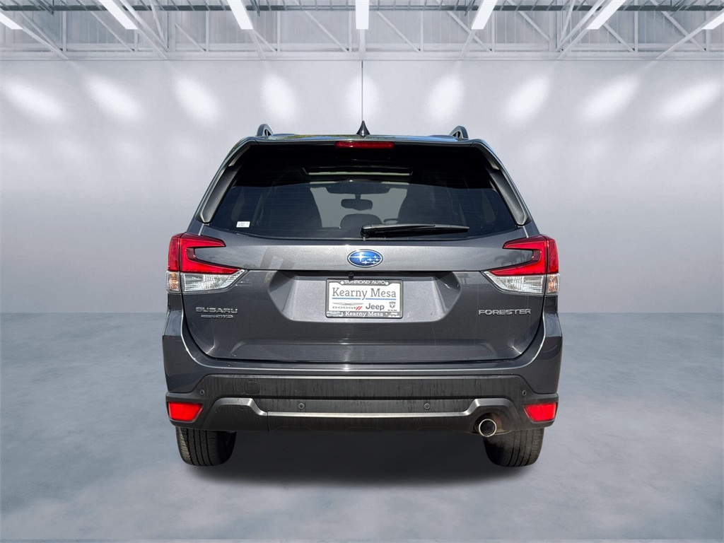 2024 Subaru Forester Limited photo 3