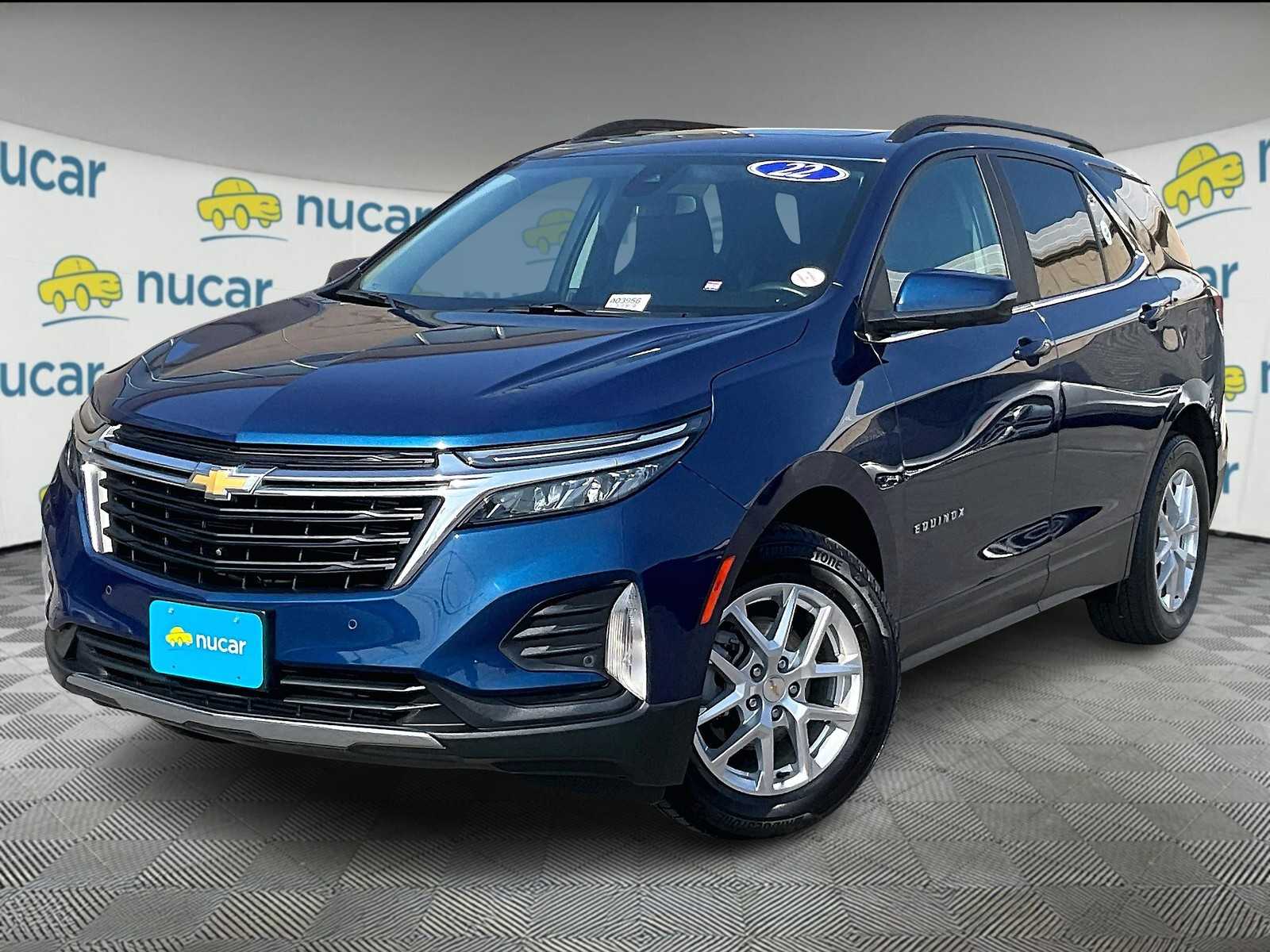 2022 Chevrolet Equinox LT photo 2