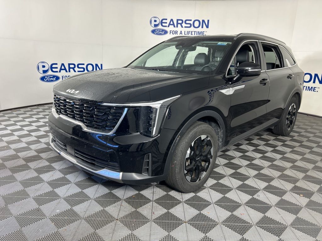 2024 Kia Sorento S's photo