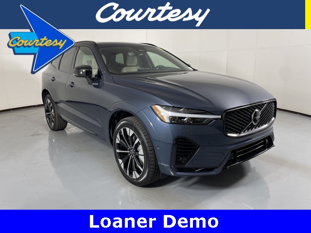 2026 Volvo XC60 Plus's photo