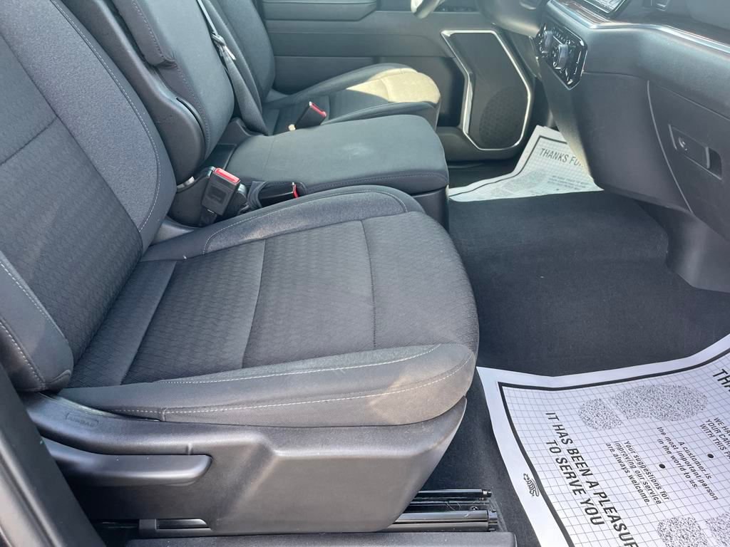 2024 Chevrolet Silverado 1500 LT photo 28