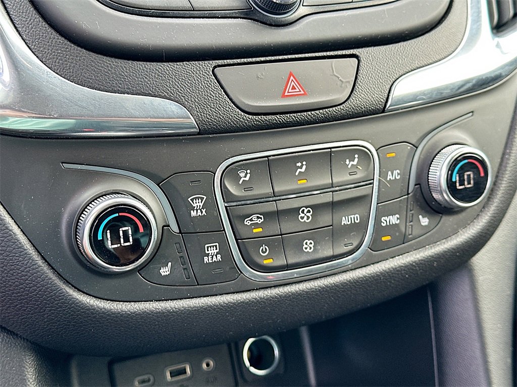 2020 Chevrolet Equinox LT photo 12