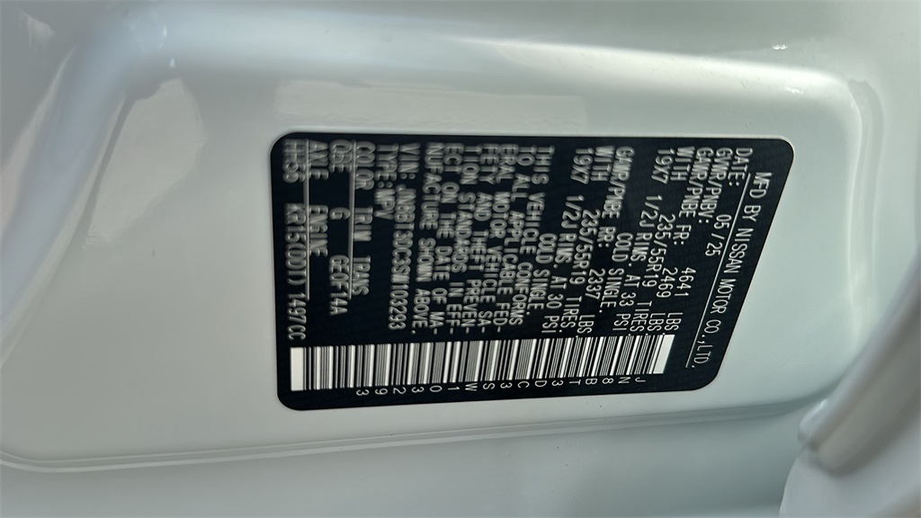 2025 Nissan Rogue Platinum photo 32