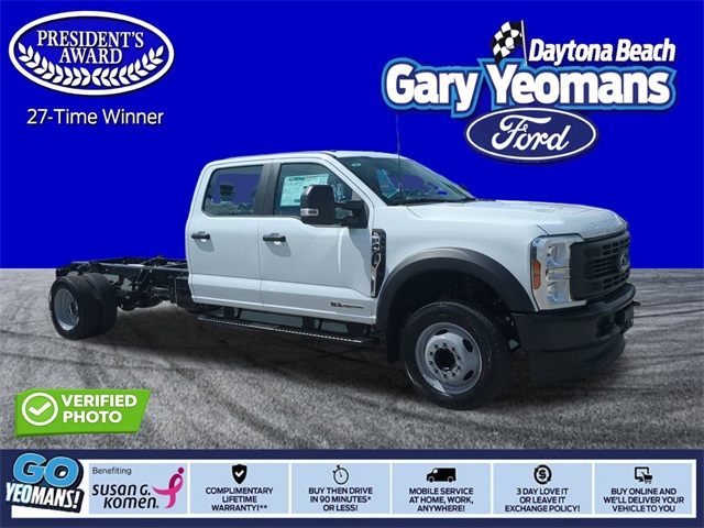 2025 Ford F-450 Super Duty Chassis Cab XL's photo