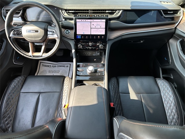 2022 Jeep Grand Cherokee Summit photo 16