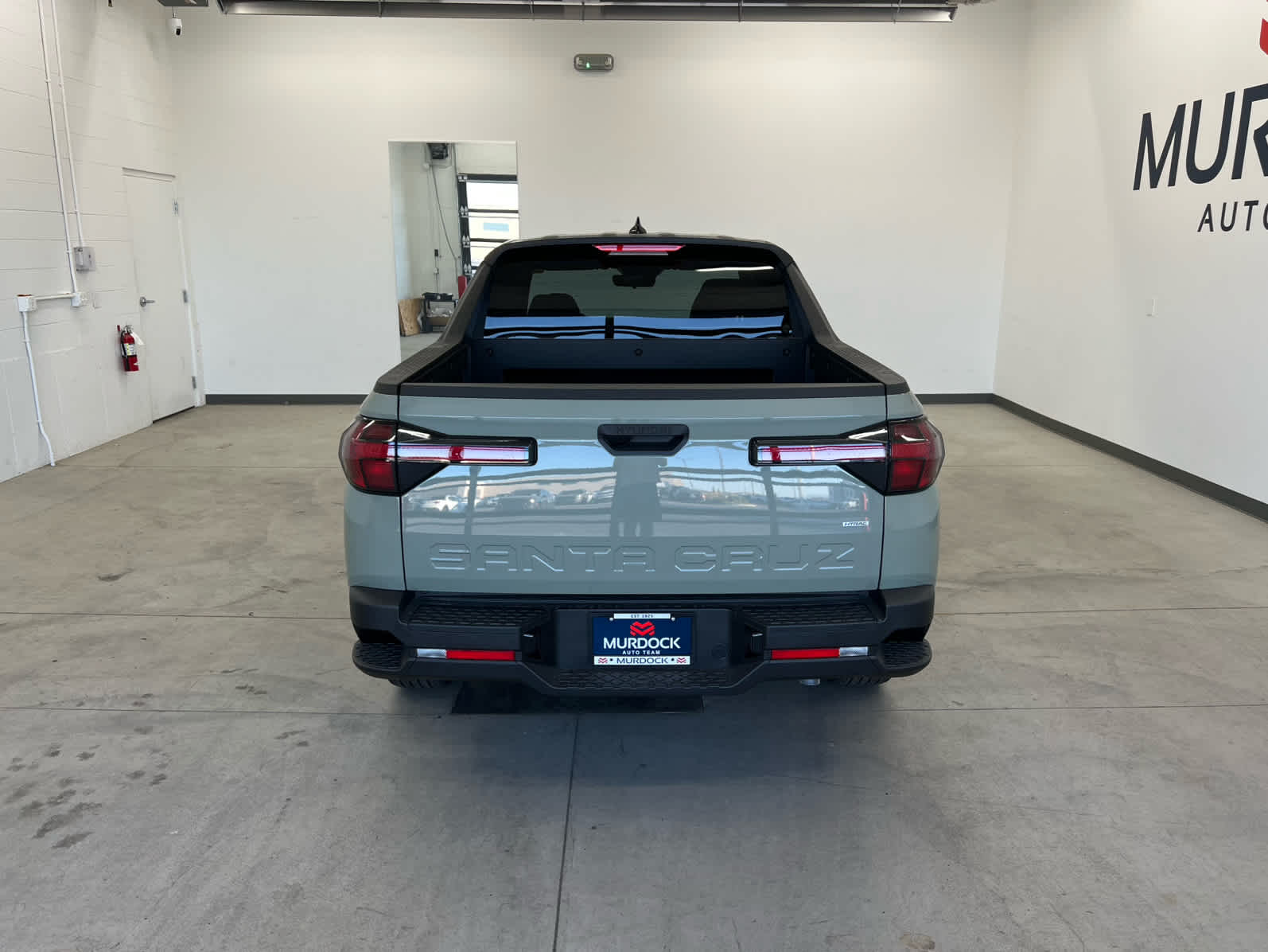 2026 Hyundai Santa Cruz SE photo 2