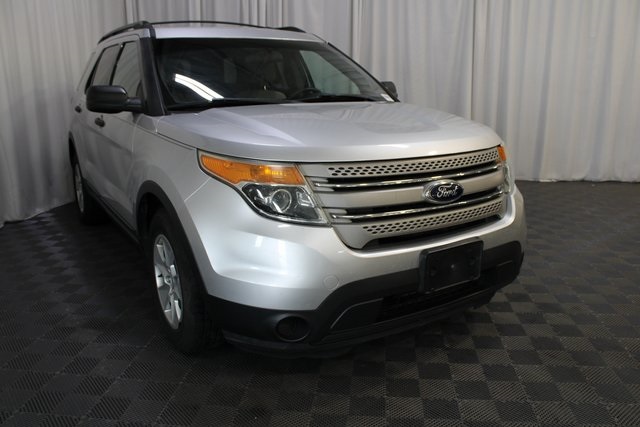 2013 Ford Explorer Base photo 32