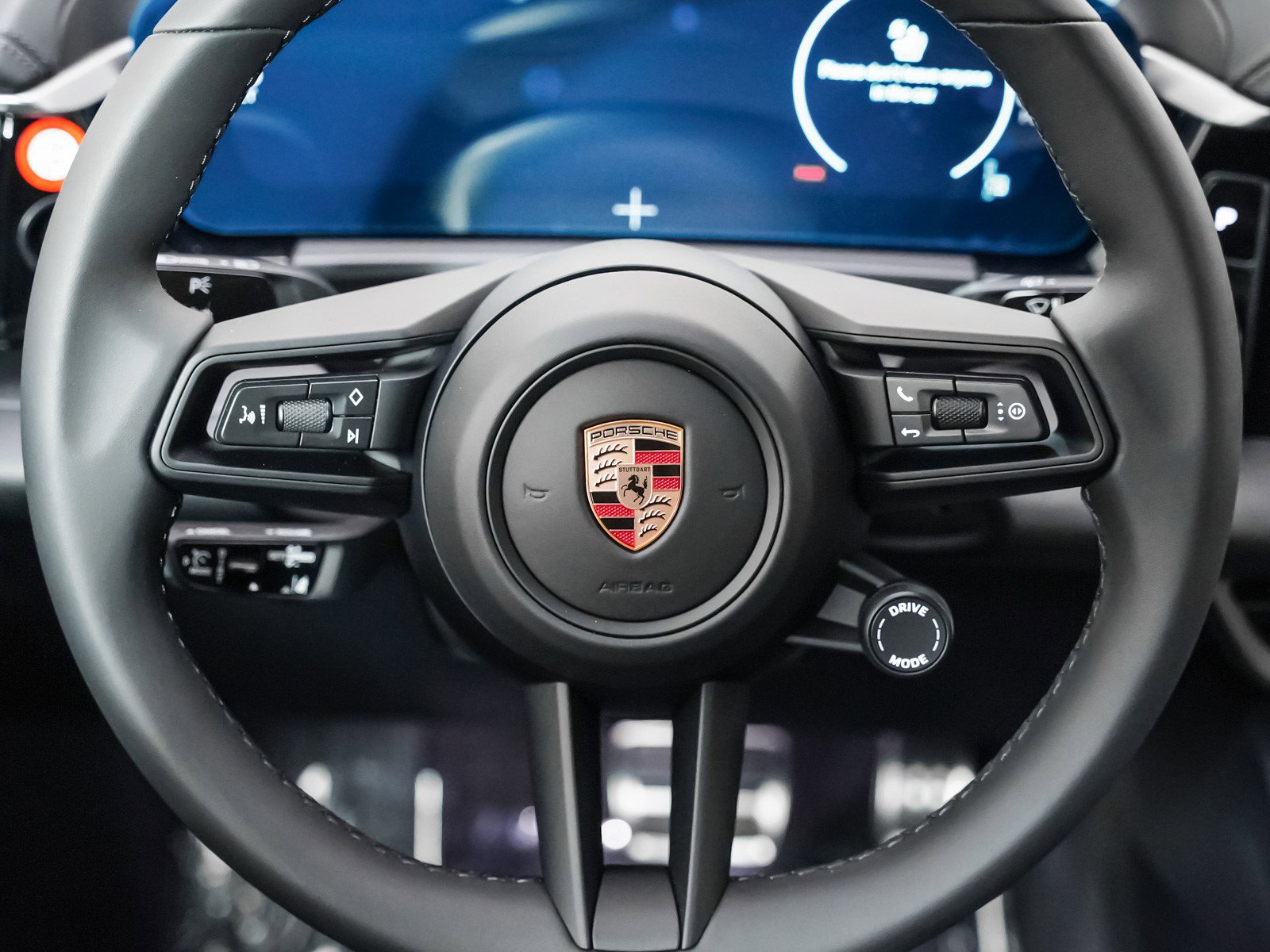 2025 Porsche Macan Electric photo 16