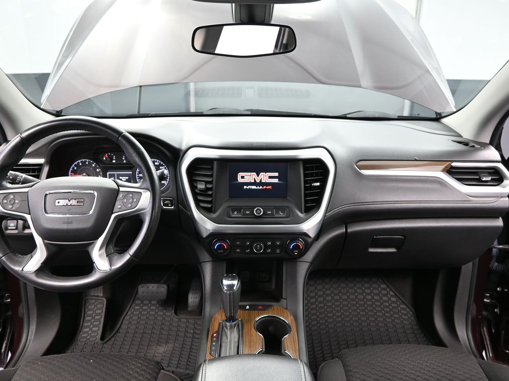 2017 Gmc Acadia SLE photo 18