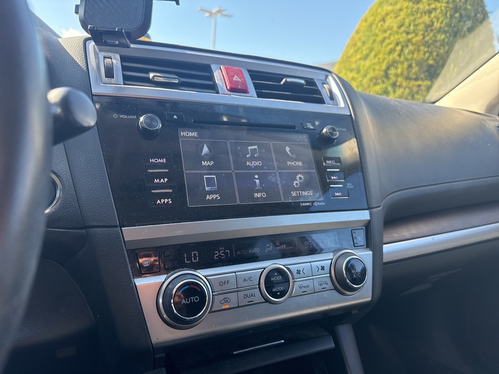 2017 Subaru Outback 3.6R Limited photo 9
