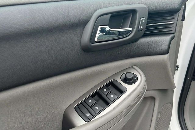2016 Chevrolet Malibu Limited LS photo 25