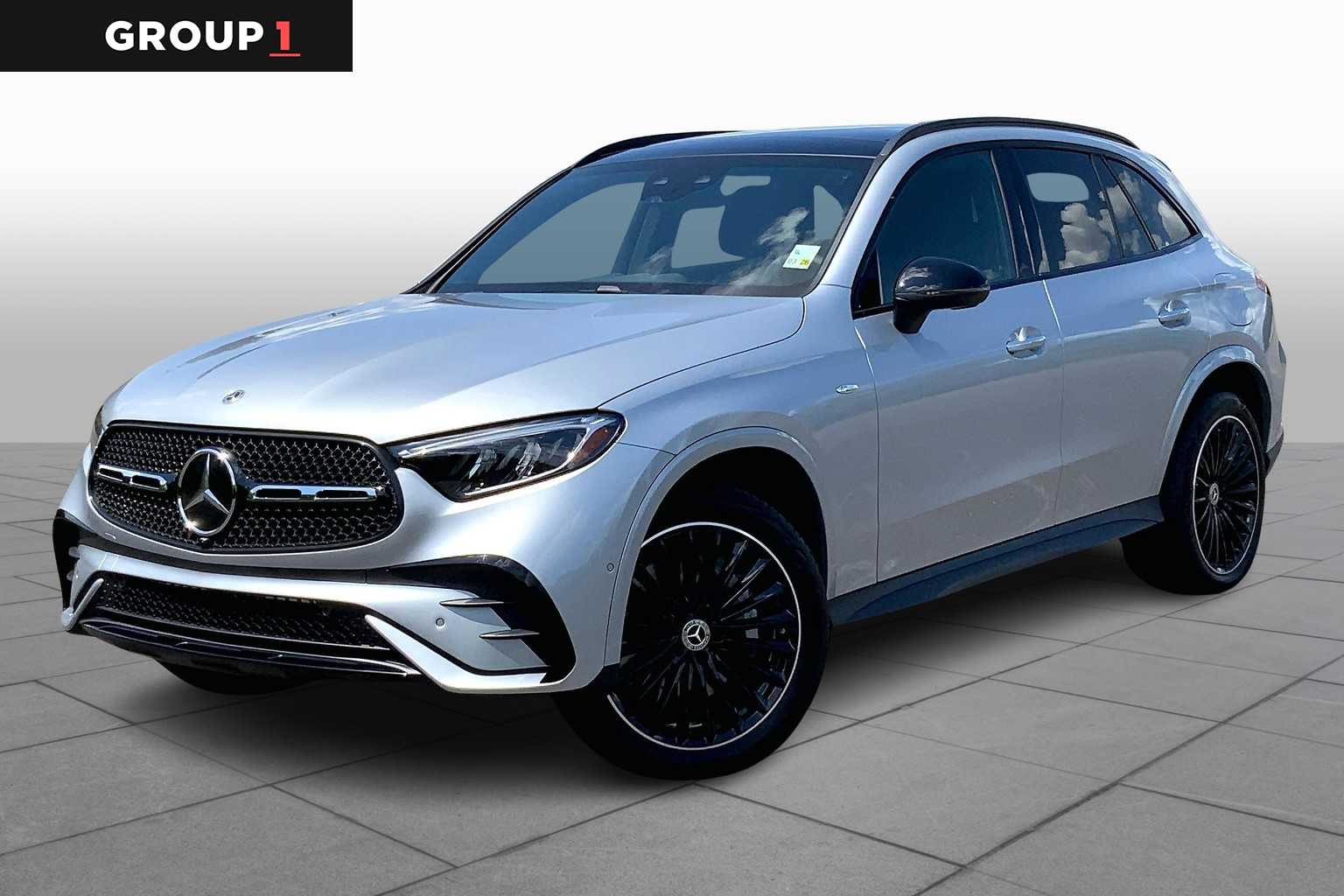 2025 Mercedes-Benz GLC Base's photo