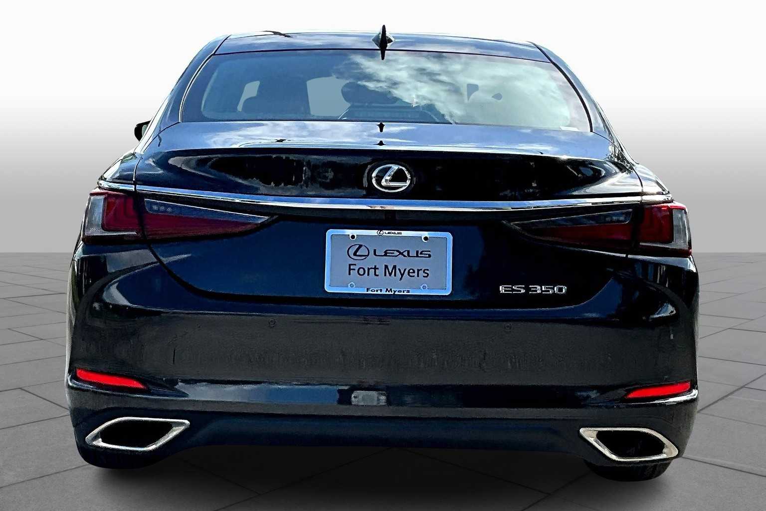 2025 Lexus ES 350 photo 4