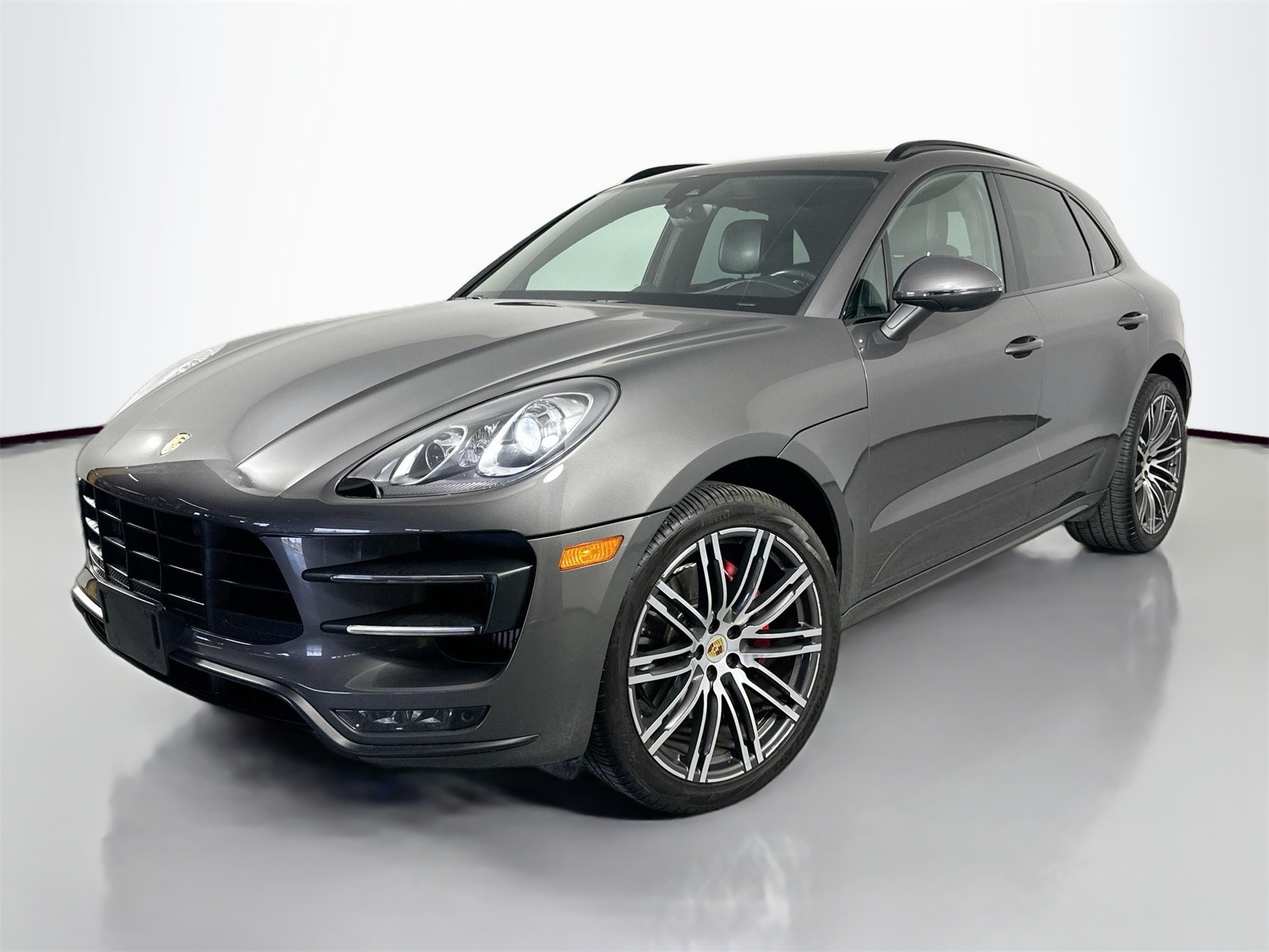 2018 Porsche Macan Turbo