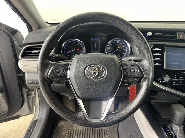 2020 Toyota Camry LE photo 4