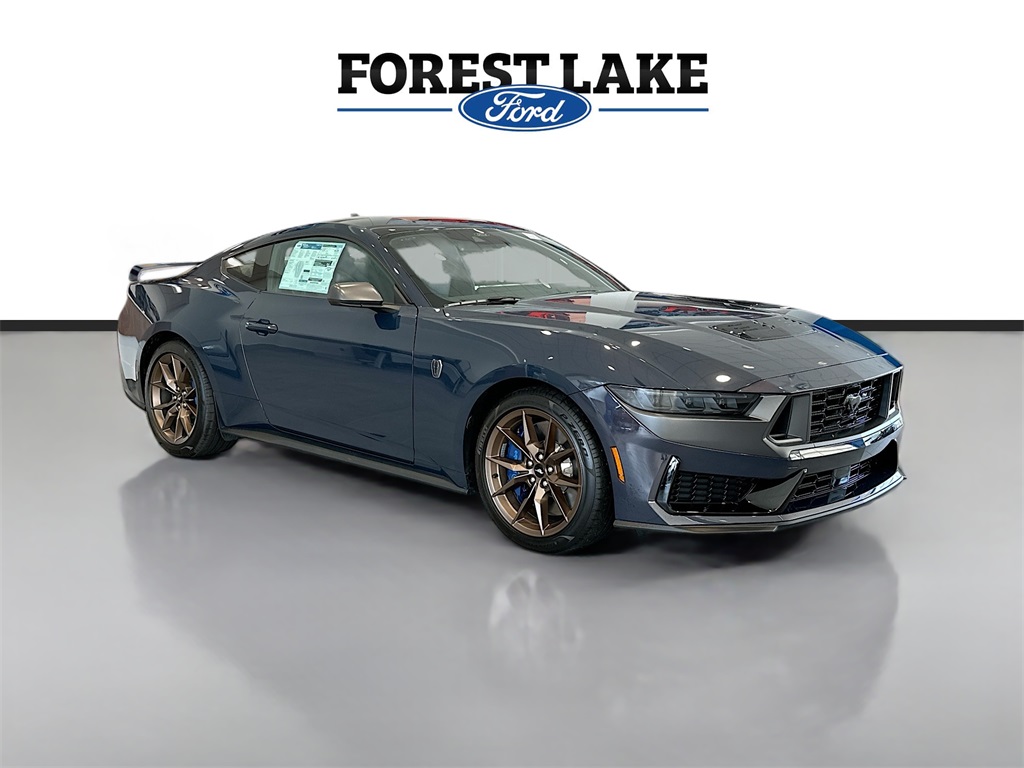 2025 Ford Mustang Dark Horse's photo