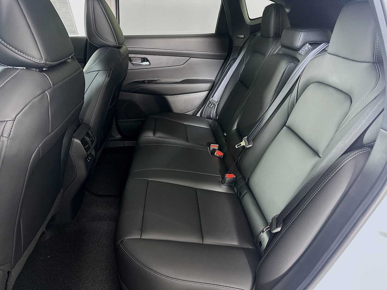 2025 Nissan Murano SL photo 4
