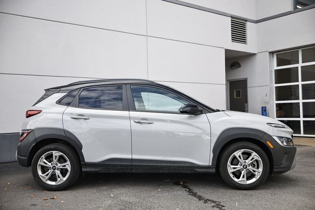 2023 Hyundai Kona SEL photo 3