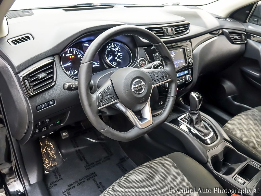 2021 NISSAN ROGUE SPORT - Image 11