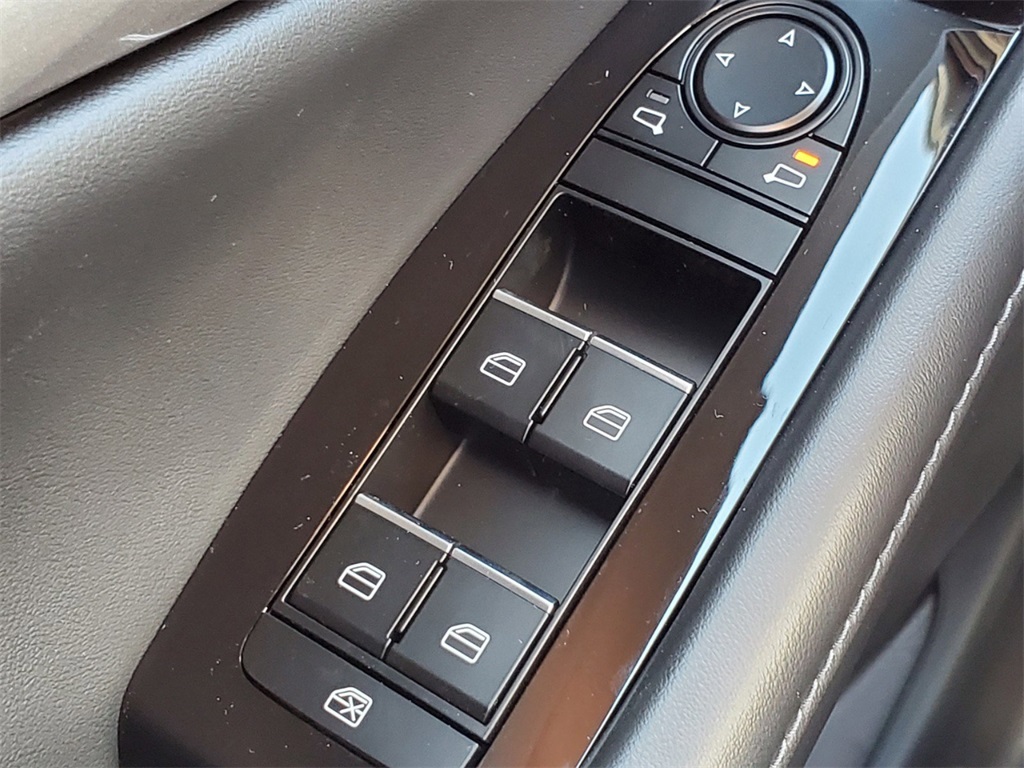 2025 Mazda CX-30 2.5 Select Sport photo 12