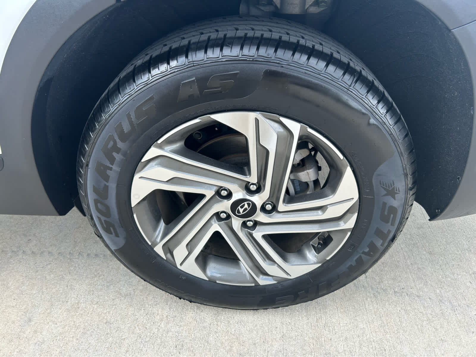 2023 Hyundai Santa Fe SEL photo 4