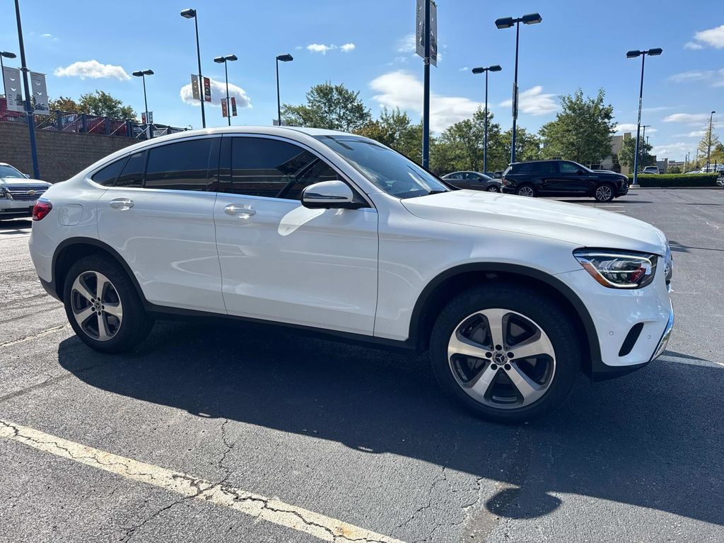 2021 Mercedes Benz GLC 300 Coupe photo 4