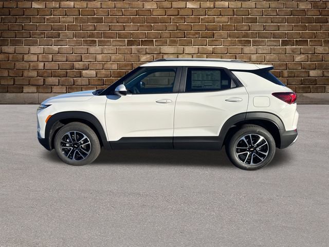 2026 Chevrolet Trailblazer LT photo 2