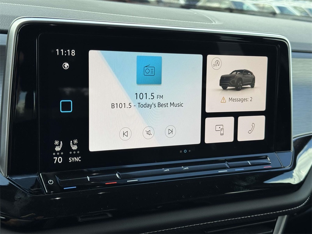 2026 Volkswagen Atlas Cross Sport SE Technology photo 3