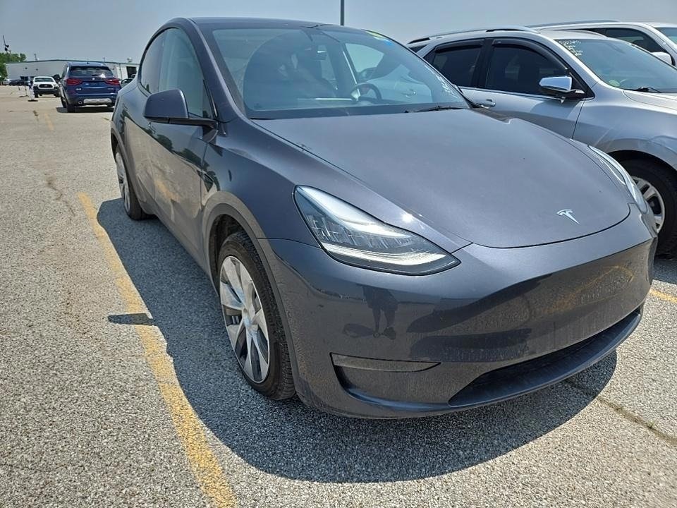 2021 Tesla Model Y Long Range photo 2