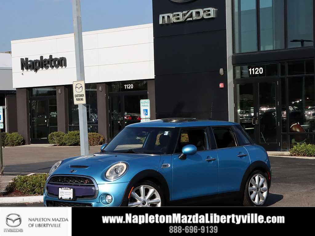 2016 MINI Cooper