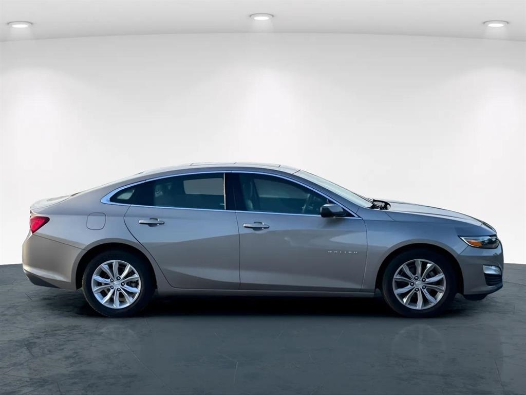 2024 Chevrolet Malibu 1LT photo 6
