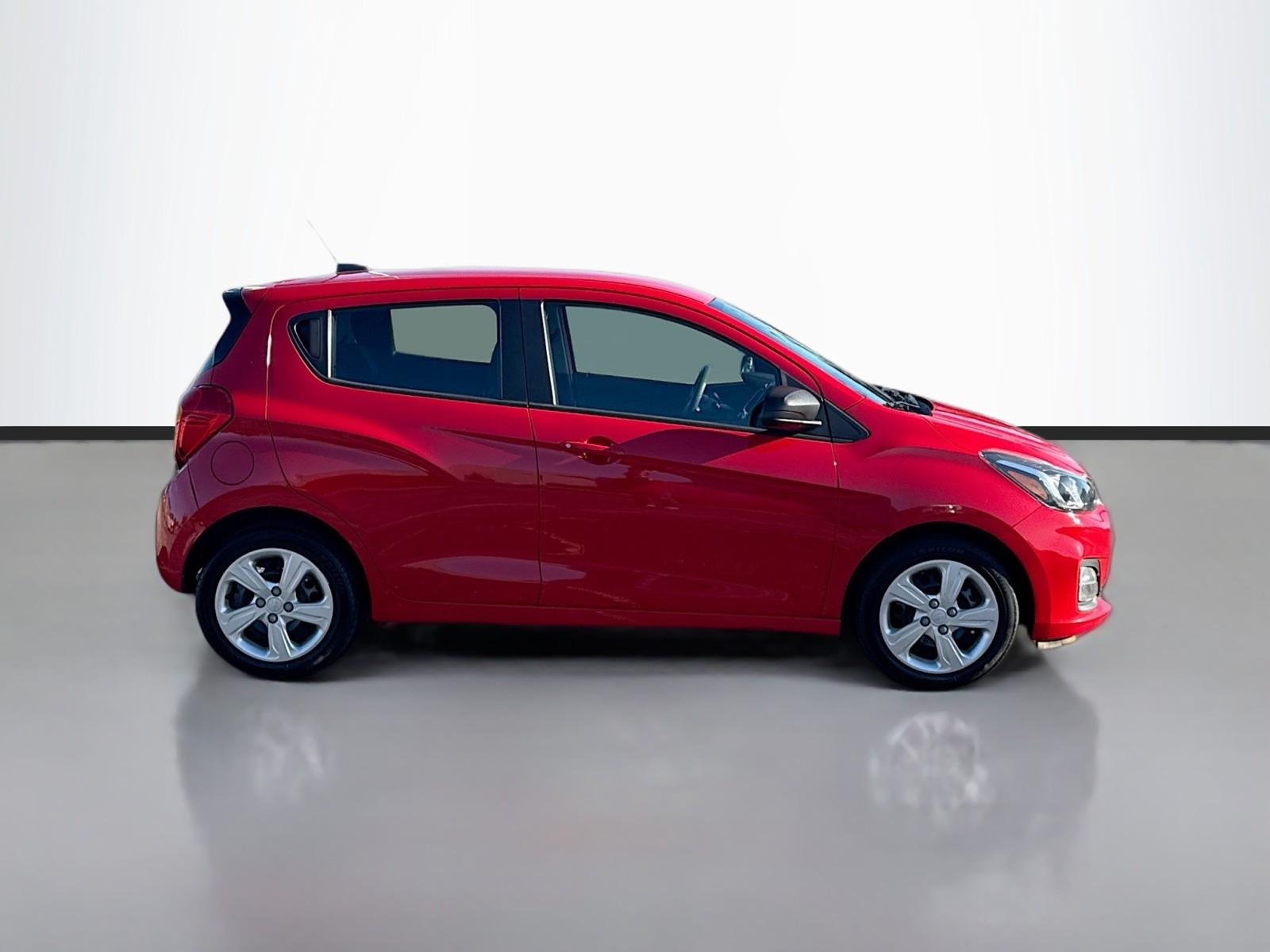 2020 Chevrolet Spark LS photo 4