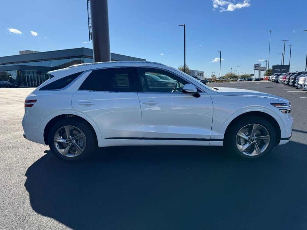 2026 Genesis GV70 2.5T Advanced photo 2