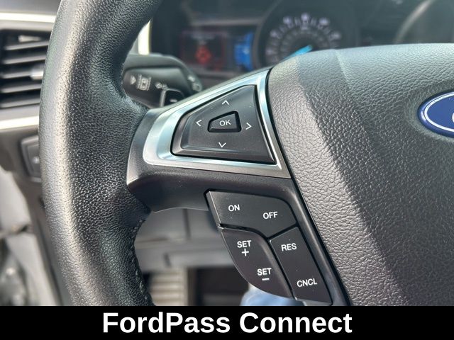 2020 Ford Edge SEL photo 11