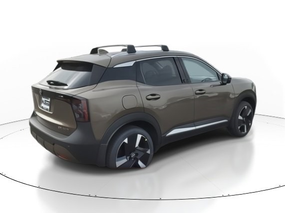 2025 Nissan Kicks SR photo 3