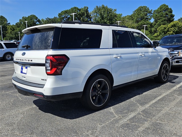 2023 Ford Expedition MAX Limited photo 6