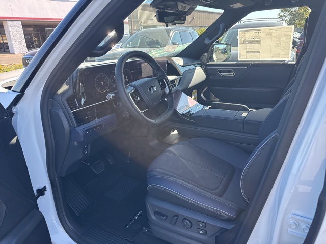 2026 Infiniti QX80 Sensory photo 12