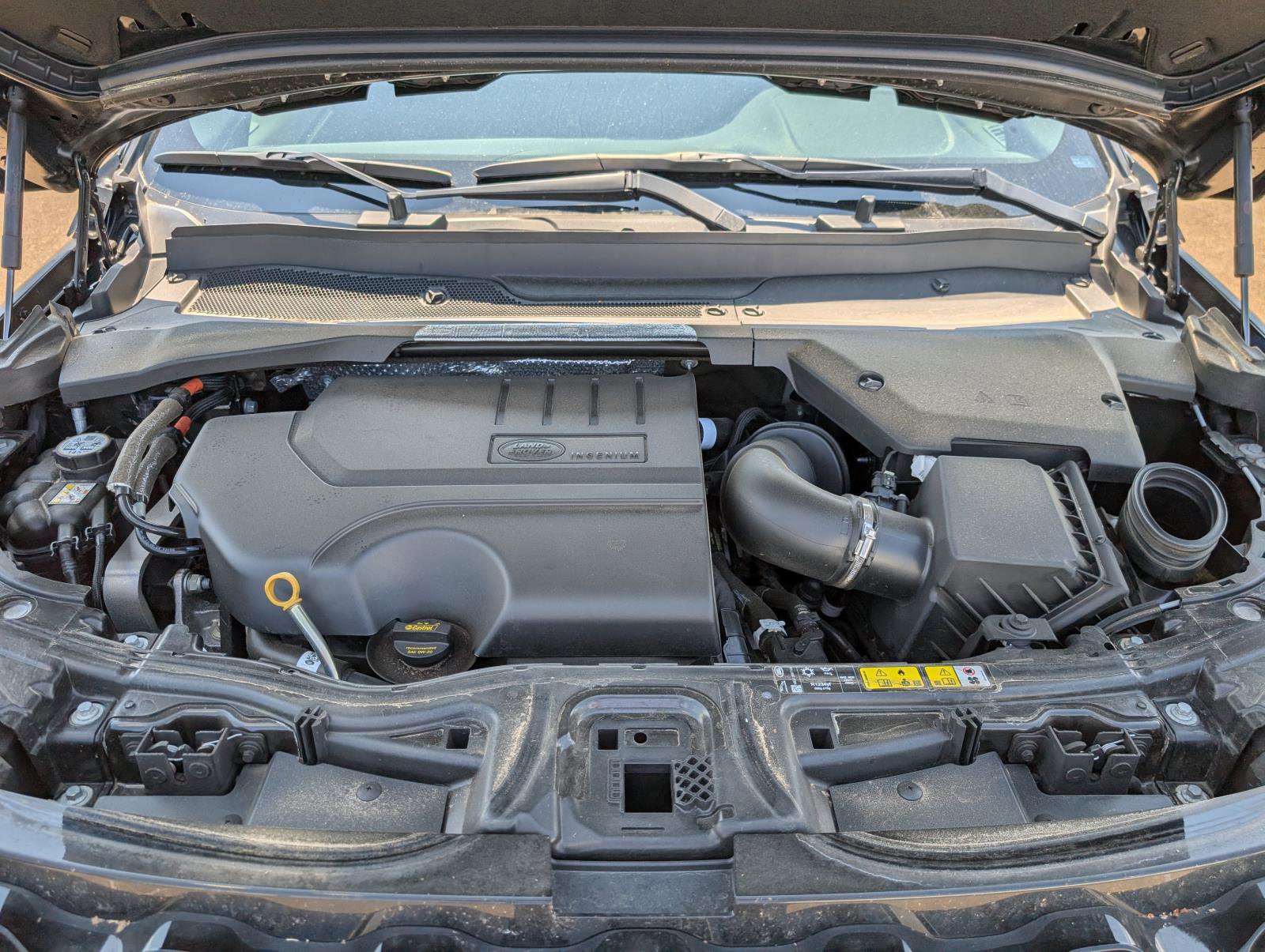 2024 Land Rover Discovery Sport Dynamic SE photo 9