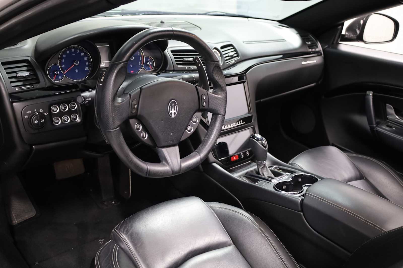2016 Maserati Granturismo Sport MC photo 4