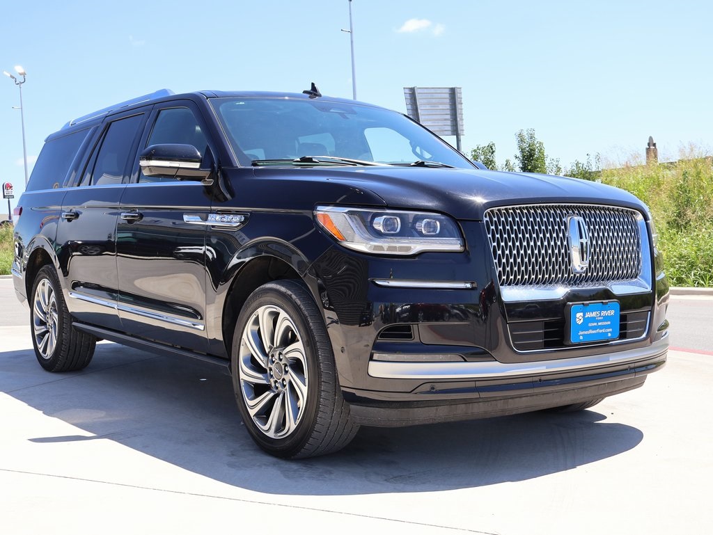 2024 Lincoln Navigator L Standard photo 6
