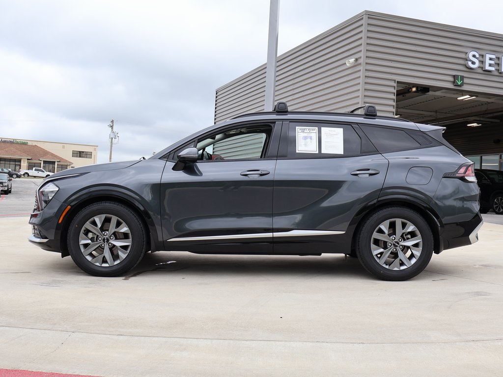 2023 Kia Sportage SX photo 2