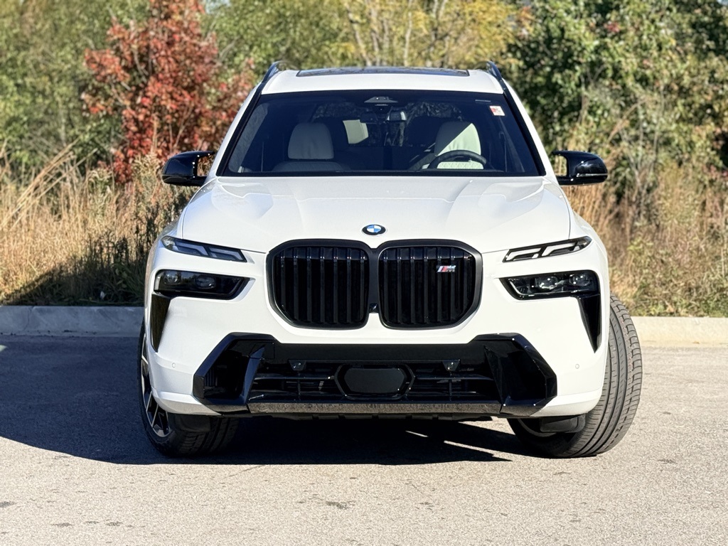 2026 Bmw X7 M60i photo 2