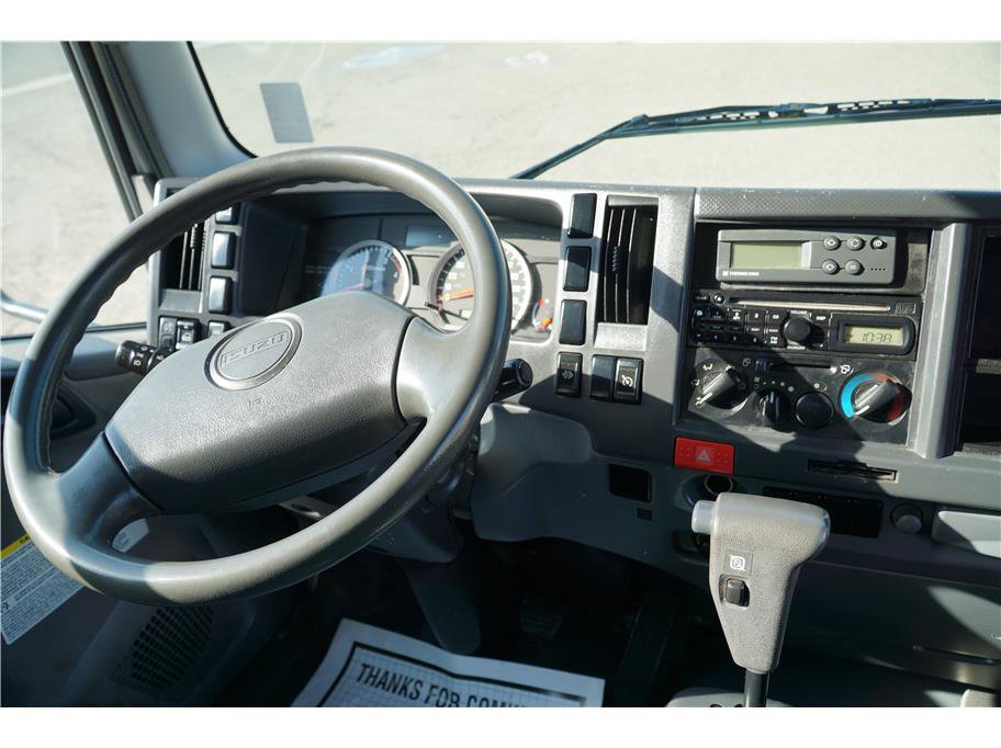 2014 Isuzu NQR/NRR photo 14
