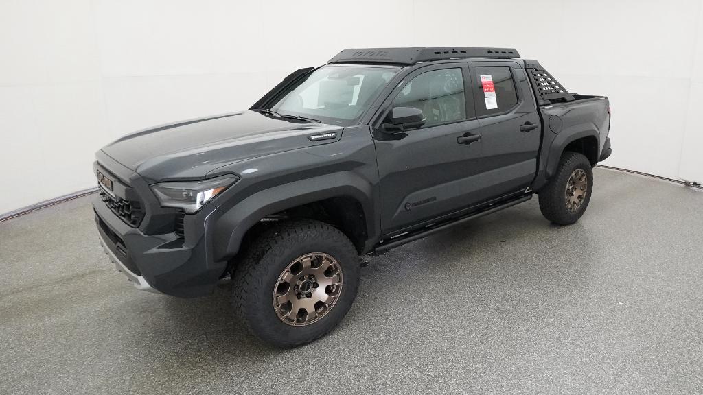 2025 Toyota Tacoma Trailhunter's photo