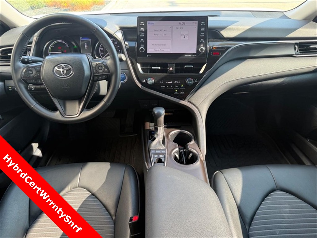 2024 Toyota Camry Hybrid SE photo 12