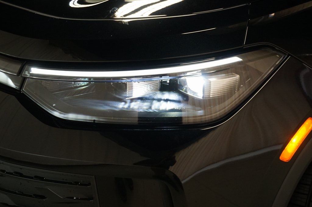 2025 Volkswagen Tiguan SE photo 27