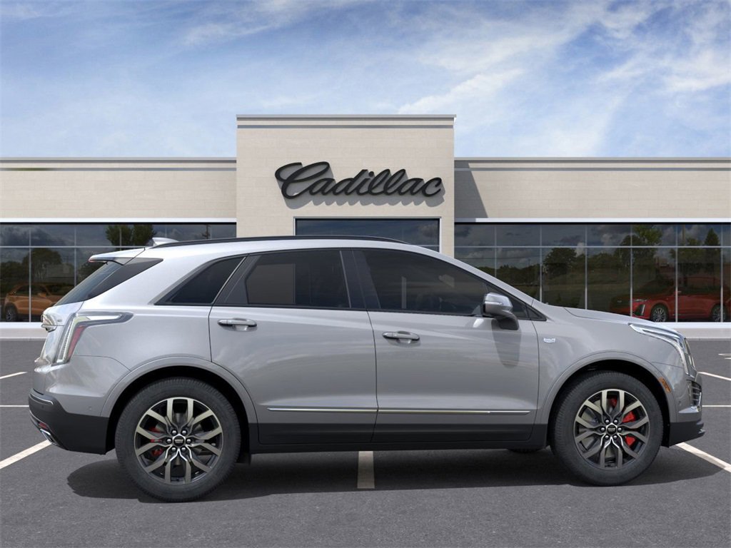 2025 Cadillac XT5 Sport photo 4