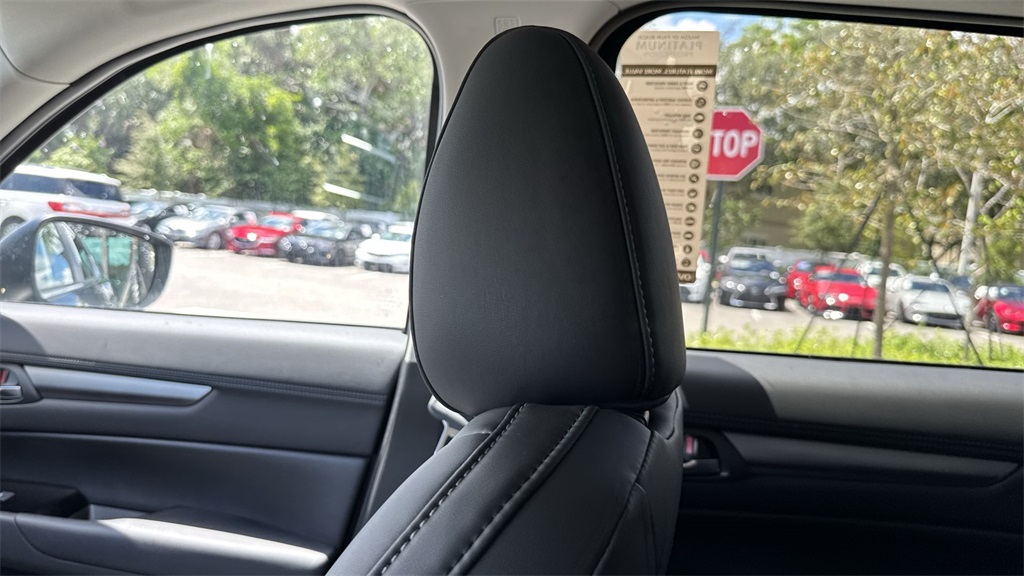 2025 Mazda CX-5 2.5 Select photo 15